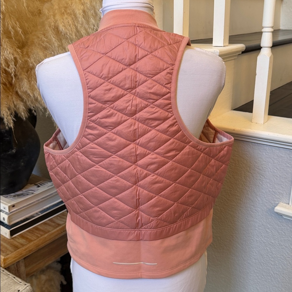 NIKE AEROLAYER GILLET RUNNING VEST JACKET PINK PUFFER PACKABLE SZ LARGE - Picture 6 of 9